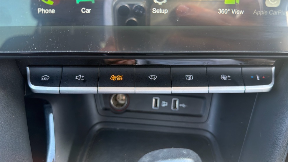MG ZS 1.0T GDi Exclusive 5dr DCT Petrol Hatchback - Image 29