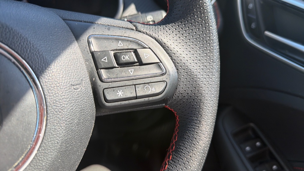 MG ZS 1.0T GDi Exclusive 5dr DCT Petrol Hatchback - Image 33