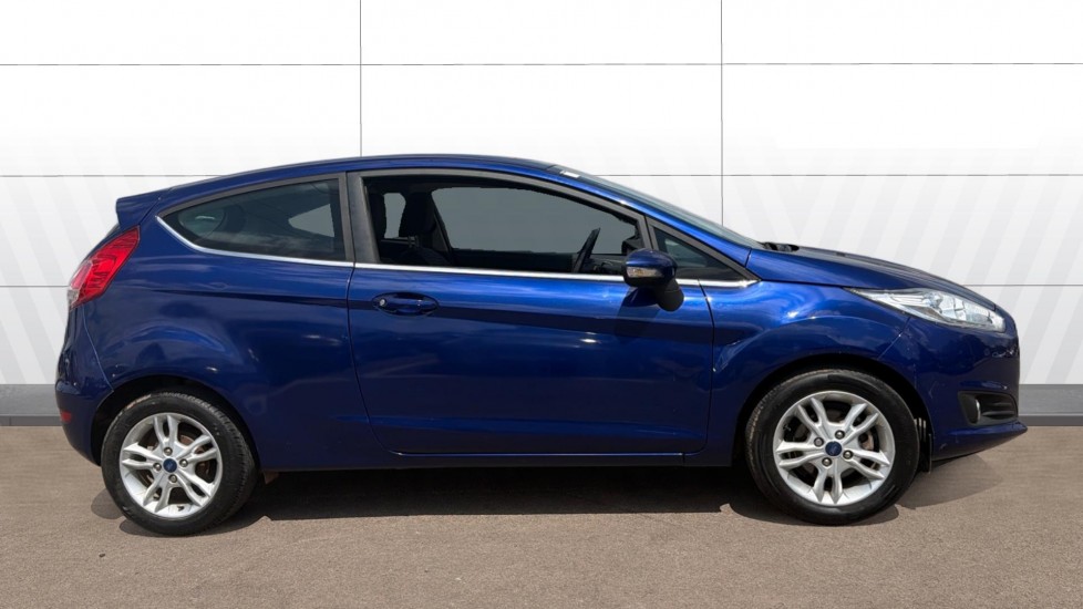 Ford Fiesta 1.25 82 Zetec 3dr Petrol Hatchback - Image 5