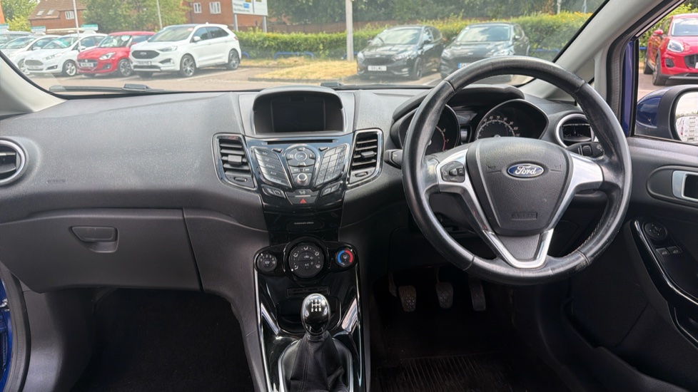 Ford Fiesta 1.25 82 Zetec 3dr Petrol Hatchback - Image 10
