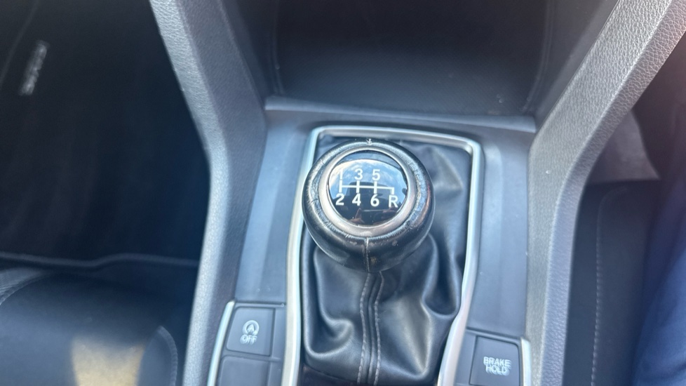 Honda Civic 1.0 VTEC Turbo SR 5dr Petrol Hatchback - Image 39