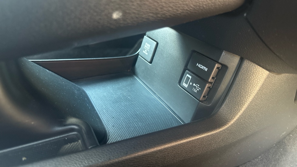 Honda Civic 1.0 VTEC Turbo SR 5dr Petrol Hatchback - Image 46