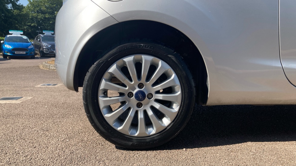 Ford Ka 1.2 Zetec 3dr [Start Stop] Petrol Hatchback - Image 7