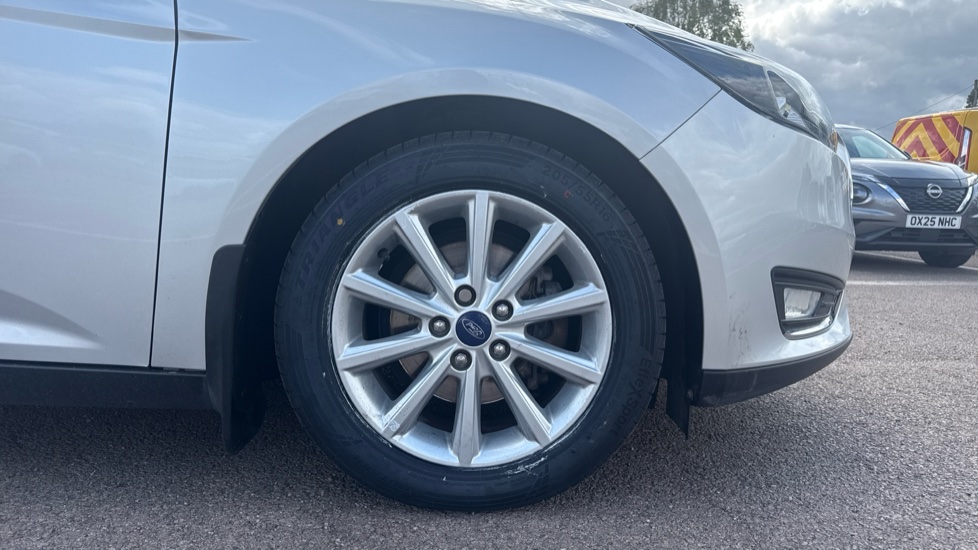 Ford Focus 1.5 TDCi 120 Titanium 5dr Diesel Hatchback - Image 7
