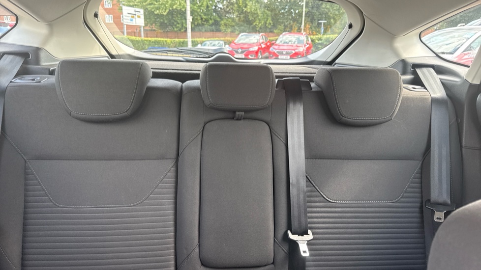 Ford Focus 1.5 TDCi 120 Titanium 5dr Diesel Hatchback - Image 15