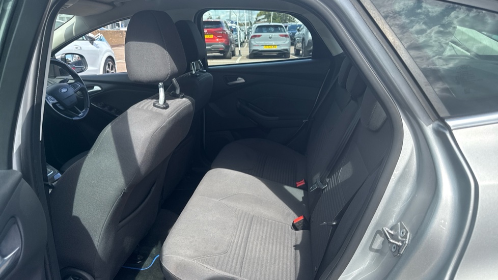 Ford Focus 1.5 TDCi 120 Titanium 5dr Diesel Hatchback - Image 16