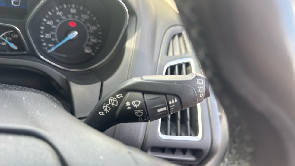 Ford Focus 1.5 TDCi 120 Titanium 5dr Diesel Hatchback - Image 24