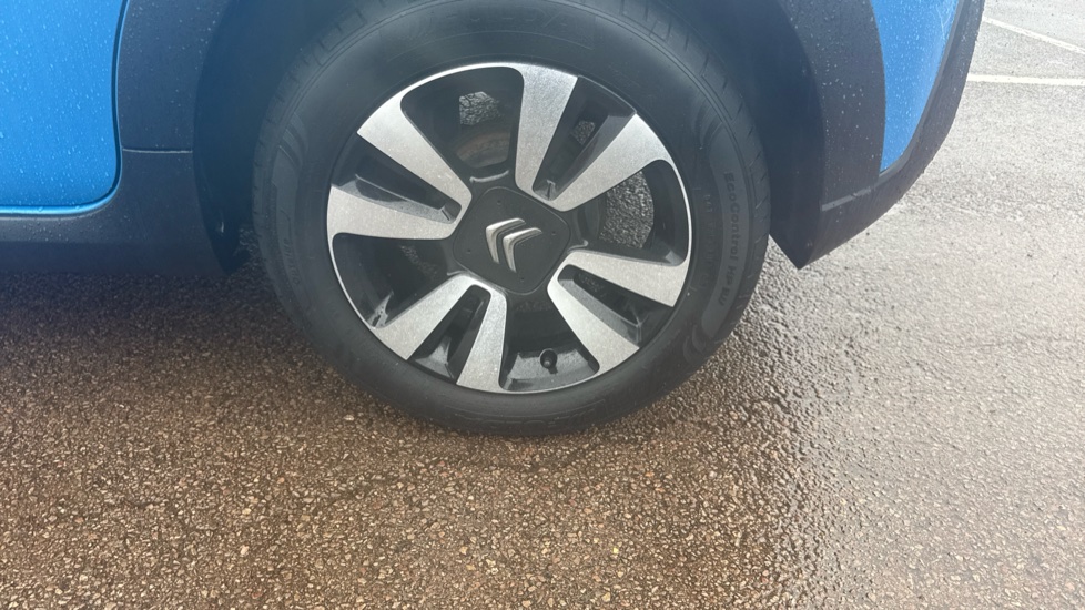 Citroen C3 1.2 PureTech 82 Flair 5dr Petrol Hatchback - Image 26