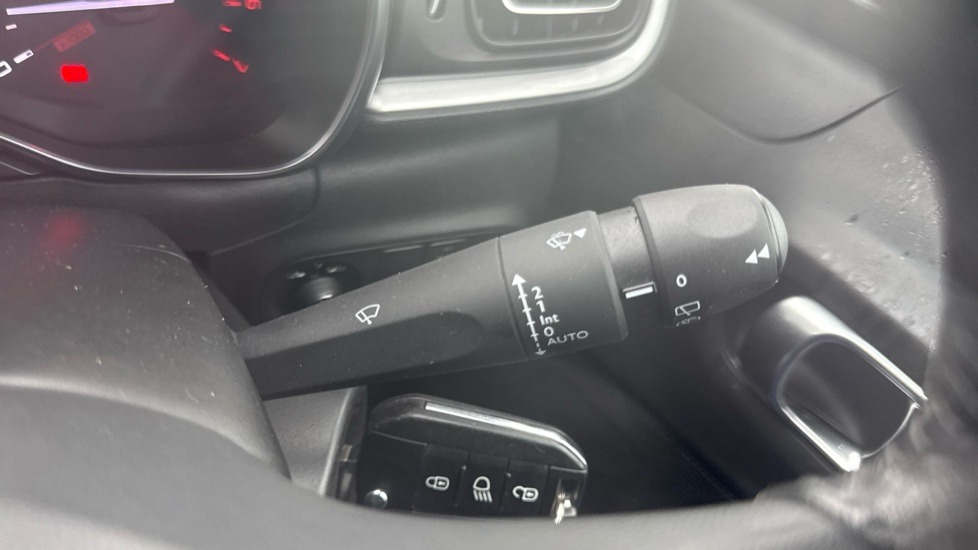 Citroen C3 1.2 PureTech 82 Flair 5dr Petrol Hatchback - Image 34