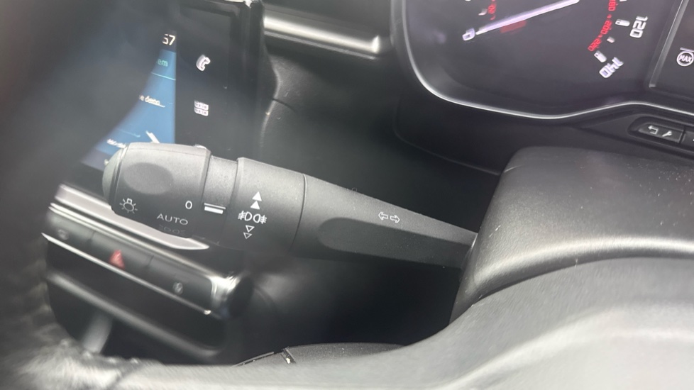 Citroen C3 1.2 PureTech 82 Flair 5dr Petrol Hatchback - Image 35