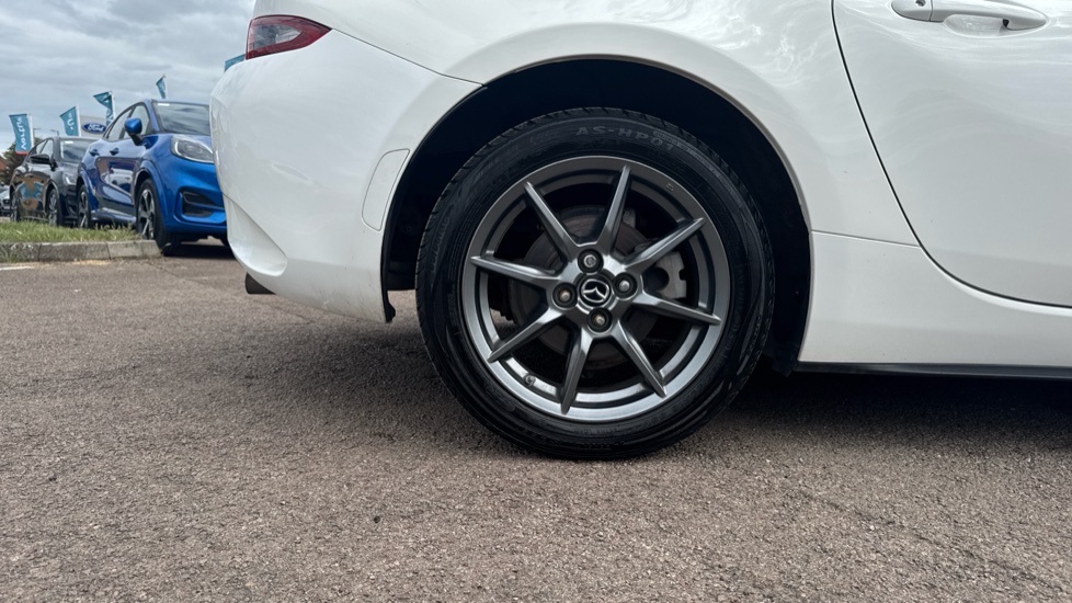 Mazda MX-5 1.5 [132] SE+ 2dr Petrol Convertible - Image 7