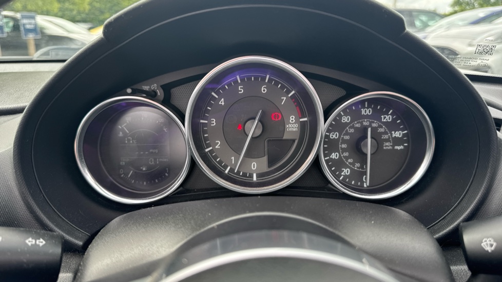 Mazda MX-5 1.5 [132] SE+ 2dr Petrol Convertible - Image 18