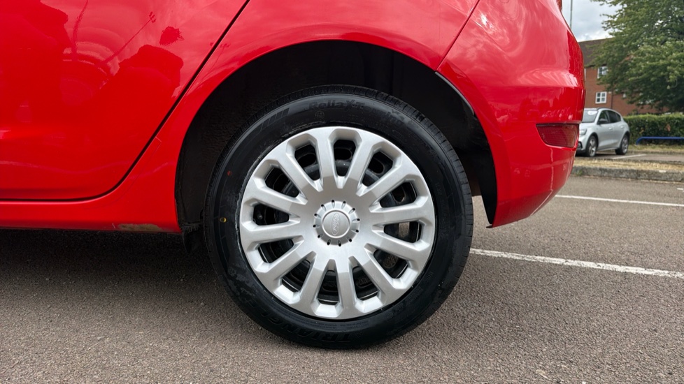 Ford Fiesta 1.25 Style 5dr Petrol Hatchback - Image 7