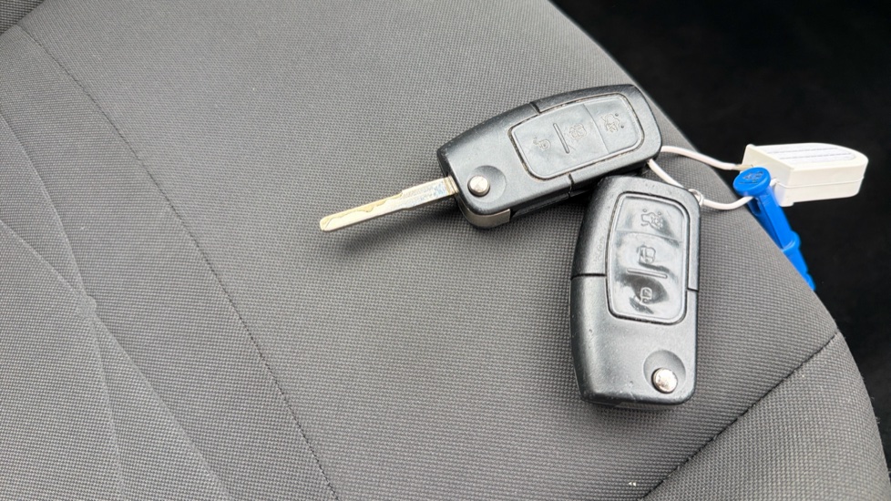Ford Fiesta 1.25 Style 5dr Petrol Hatchback - Image 20