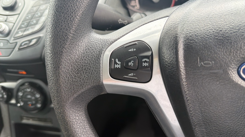 Ford Fiesta 1.25 Style 5dr Petrol Hatchback - Image 26