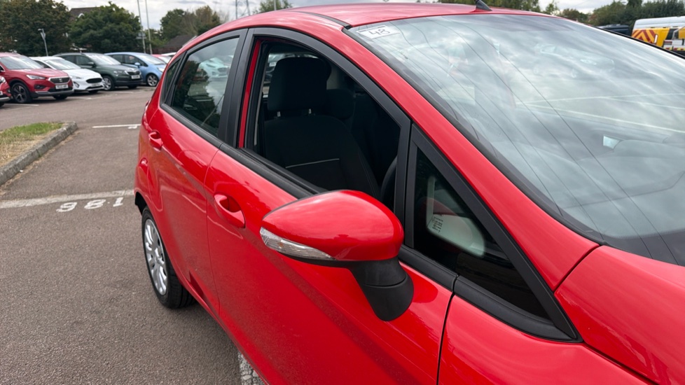 Ford Fiesta 1.25 Style 5dr Petrol Hatchback - Image 39