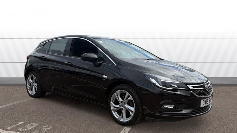 Vauxhall Astra 1.4T 16V 150 SRi Nav 5dr [Start Stop] Petrol Hatchback - Image 1