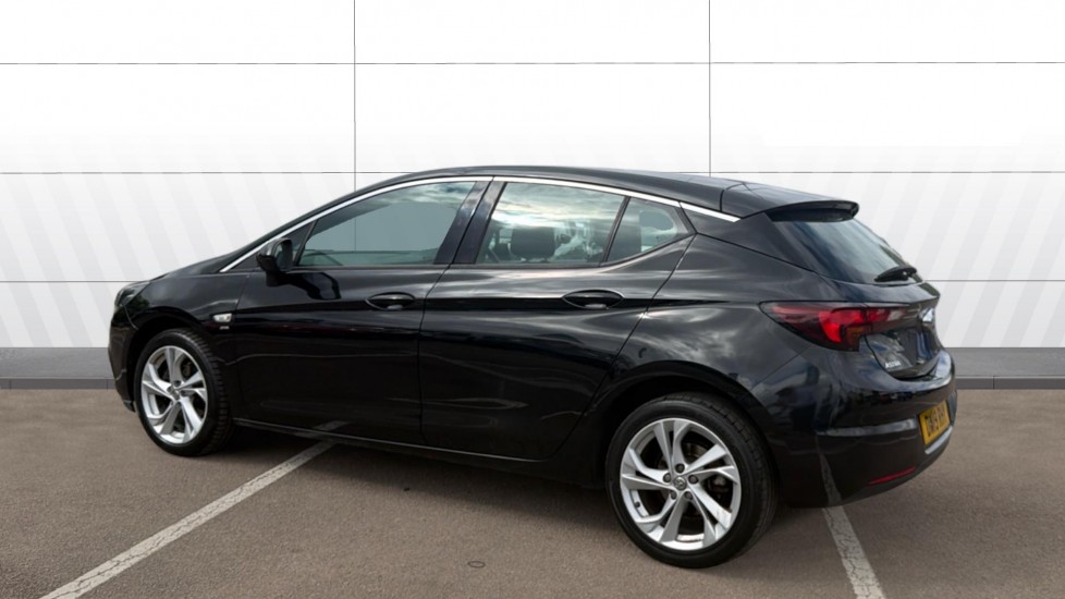 Vauxhall Astra 1.4T 16V 150 SRi Nav 5dr [Start Stop] Petrol Hatchback - Image 2