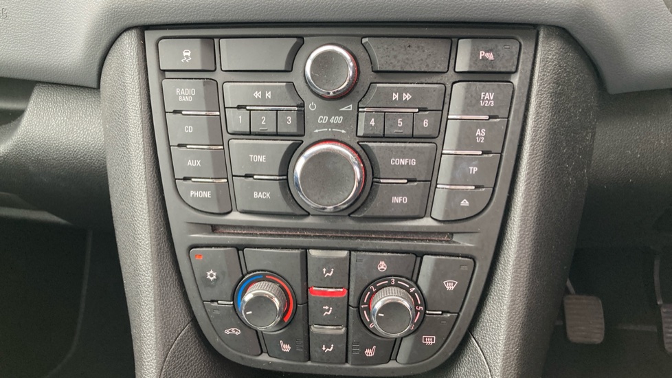 Vauxhall Meriva 1.4i 16V Tech Line 5dr Petrol Estate - Image 30
