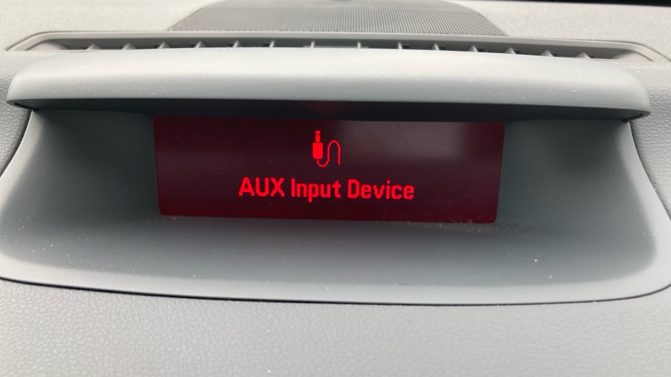 Vauxhall Meriva 1.4i 16V Tech Line 5dr Petrol Estate - Image 36