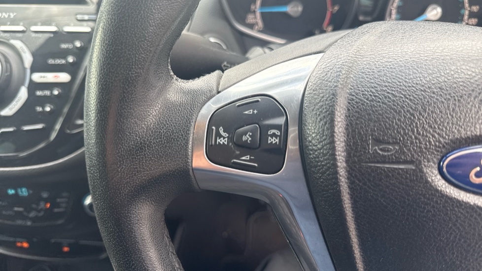 Ford B-MAX 1.0 EcoBoost 120 Titanium 5dr Petrol Hatchback - Image 30