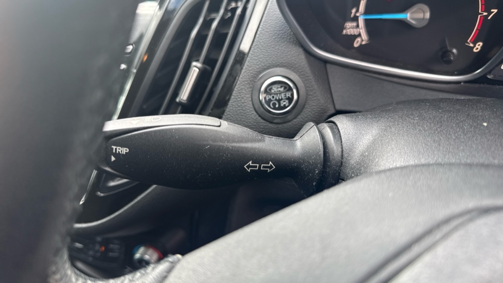 Ford B-MAX 1.0 EcoBoost 120 Titanium 5dr Petrol Hatchback - Image 32