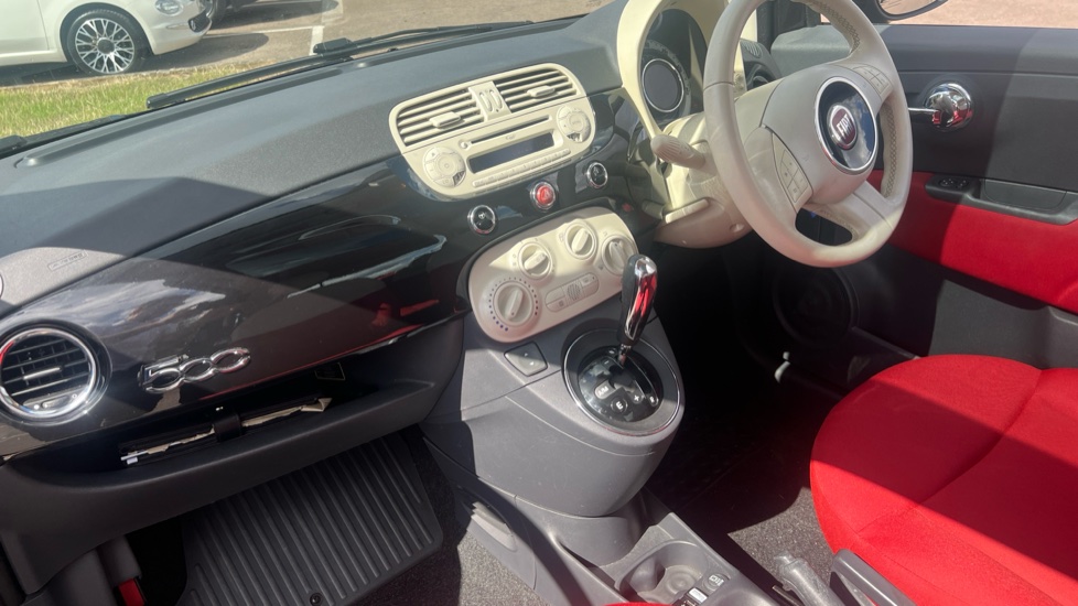 Fiat 500 1.2 Lounge 3dr Dualogic [Start Stop] Petrol Hatchback - Image 9