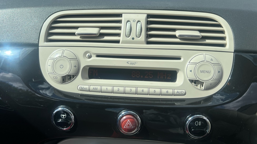 Fiat 500 1.2 Lounge 3dr Dualogic [Start Stop] Petrol Hatchback - Image 12