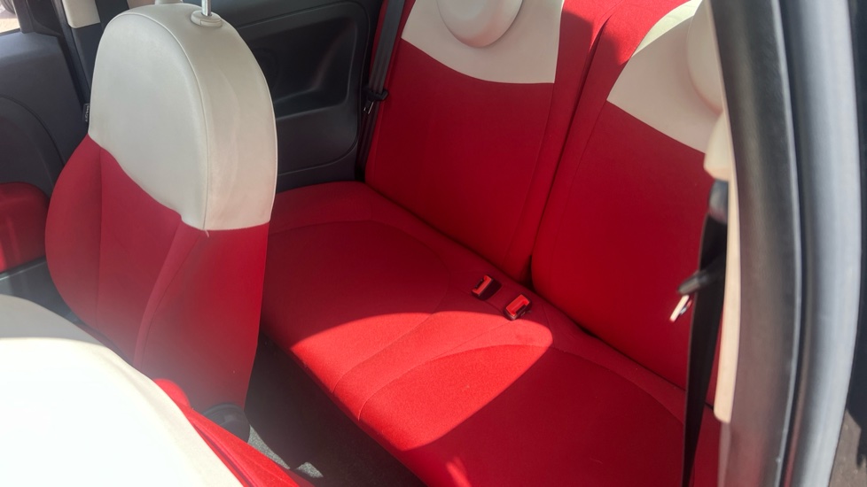 Fiat 500 1.2 Lounge 3dr Dualogic [Start Stop] Petrol Hatchback - Image 16
