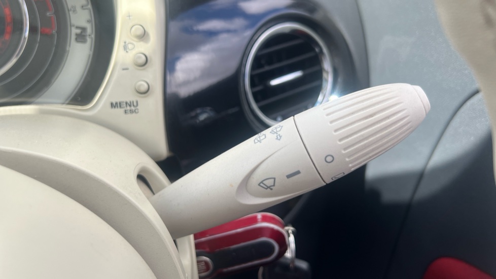Fiat 500 1.2 Lounge 3dr Dualogic [Start Stop] Petrol Hatchback - Image 24