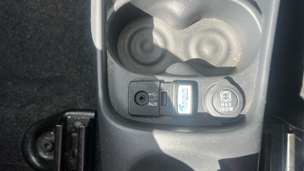 Fiat 500 1.2 Lounge 3dr Dualogic [Start Stop] Petrol Hatchback - Image 32