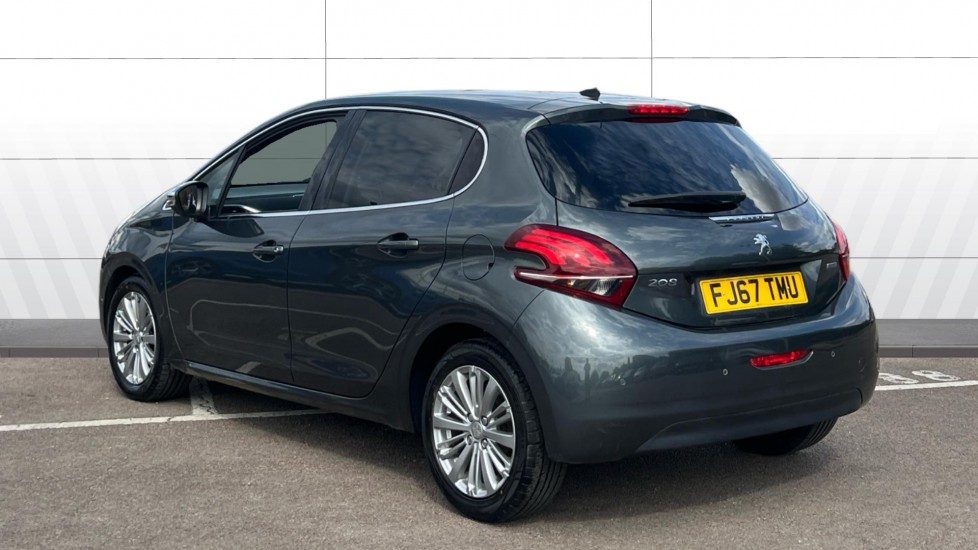Peugeot 208 1.2 PureTech 82 Allure 5dr Petrol Hatchback - Image 2