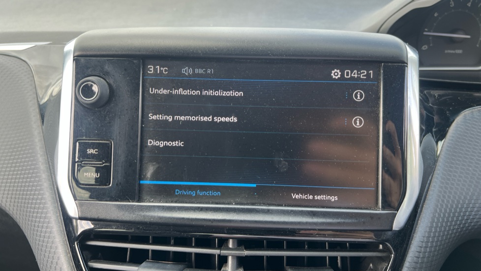Peugeot 208 1.2 PureTech 82 Allure 5dr Petrol Hatchback - Image 25