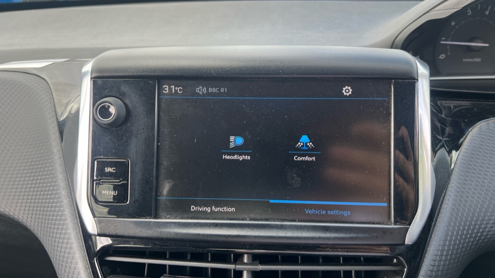 Peugeot 208 1.2 PureTech 82 Allure 5dr Petrol Hatchback - Image 26
