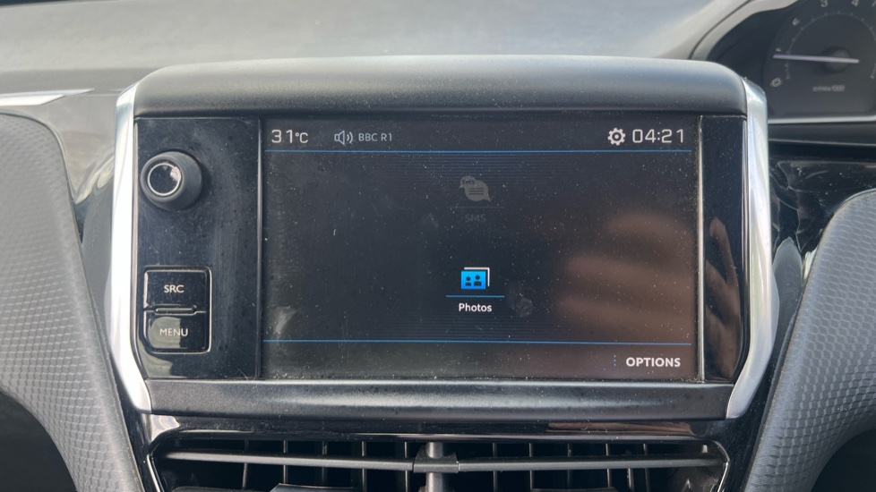 Peugeot 208 1.2 PureTech 82 Allure 5dr Petrol Hatchback - Image 27