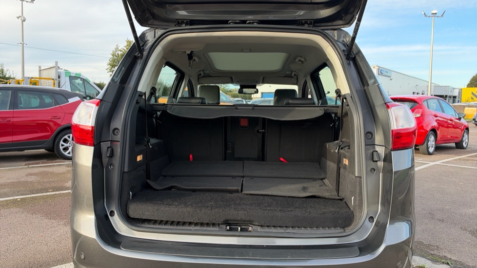 Ford Grand C-MAX 1.0 EcoBoost 125 Titanium X 5dr Petrol Estate - Image 4