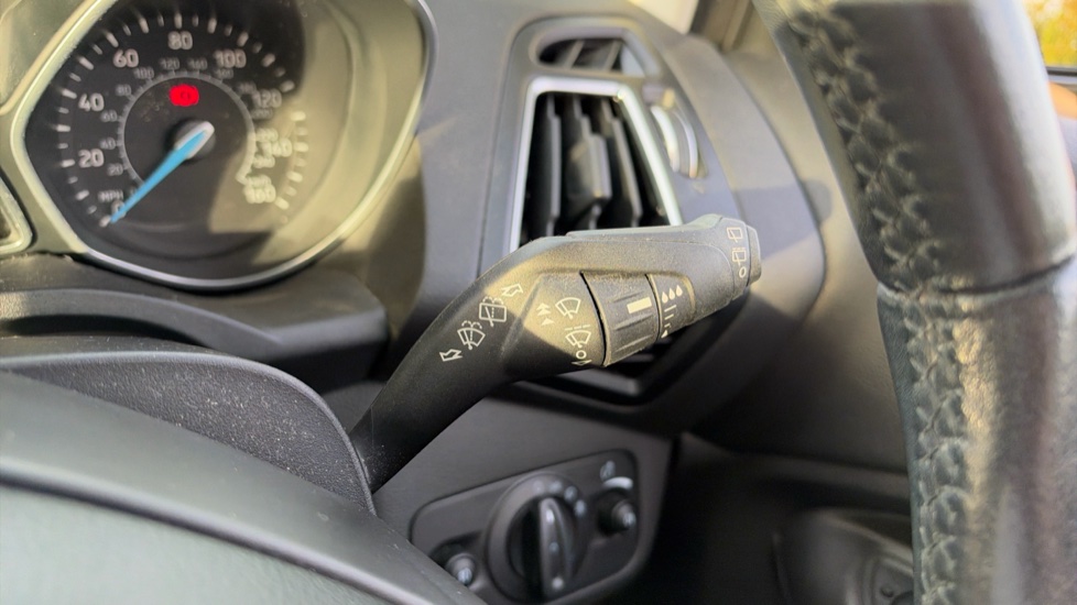Ford Grand C-MAX 1.0 EcoBoost 125 Titanium X 5dr Petrol Estate - Image 29