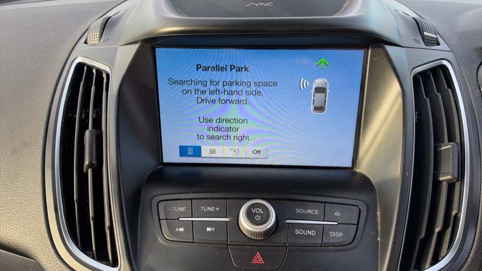 Ford Grand C-MAX 1.0 EcoBoost 125 Titanium X 5dr Petrol Estate - Image 38