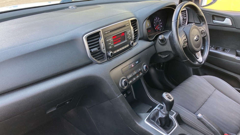 Kia Sportage 1.6 GDi 1 5dr Petrol Estate - Image 9