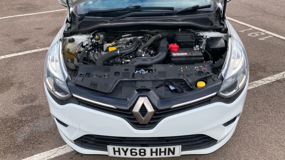 Renault Clio 0.9 TCE 90 Iconic 5dr Petrol Hatchback - Image 8