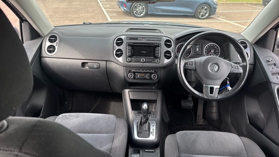 Volkswagen Tiguan 2.0 TDi BlueMotion Tech Match 5dr DSG Diesel Estate - Image 10