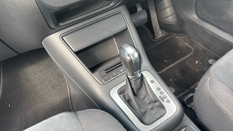 Volkswagen Tiguan 2.0 TDi BlueMotion Tech Match 5dr DSG Diesel Estate - Image 13