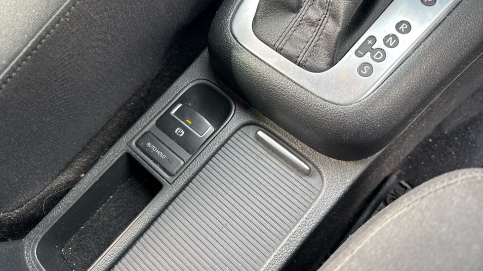 Volkswagen Tiguan 2.0 TDi BlueMotion Tech Match 5dr DSG Diesel Estate - Image 27