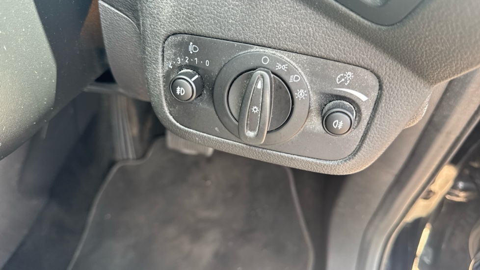 Ford Kuga 2.0 TDCi 180 Titanium 5dr Powershift Diesel Estate - Image 23