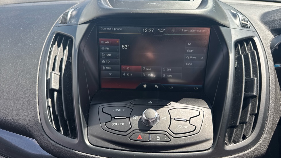 Ford Kuga 2.0 TDCi 180 Titanium 5dr Powershift Diesel Estate - Image 31