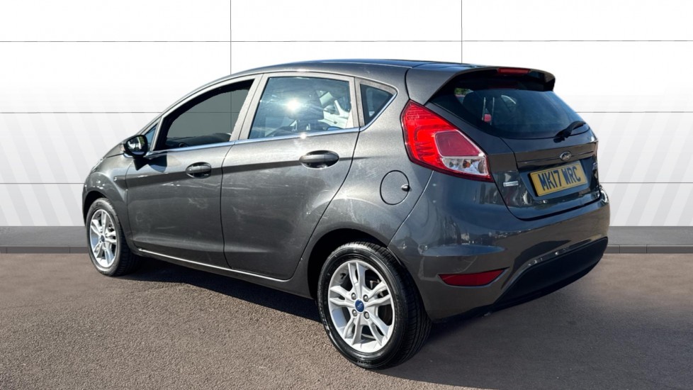 Ford Fiesta 1.0 EcoBoost Zetec 5dr Petrol Hatchback - Image 2