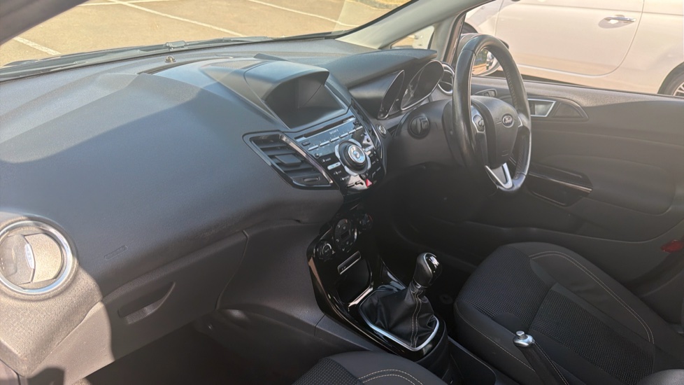 Ford Fiesta 1.0 EcoBoost Titanium 5dr Petrol Hatchback - Image 9