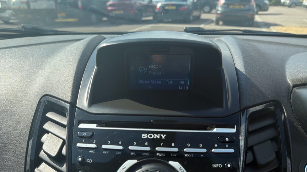 Ford Fiesta 1.0 EcoBoost Titanium 5dr Petrol Hatchback - Image 12