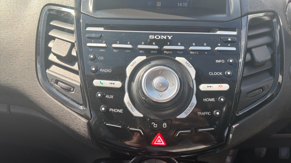 Ford Fiesta 1.0 EcoBoost Titanium 5dr Petrol Hatchback - Image 28
