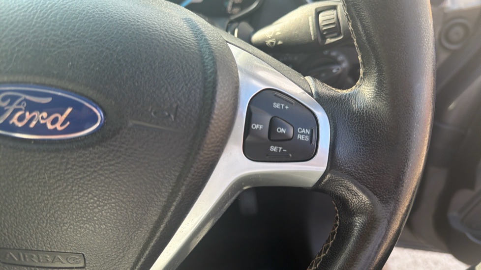 Ford Fiesta 1.0 EcoBoost Titanium 5dr Petrol Hatchback - Image 33